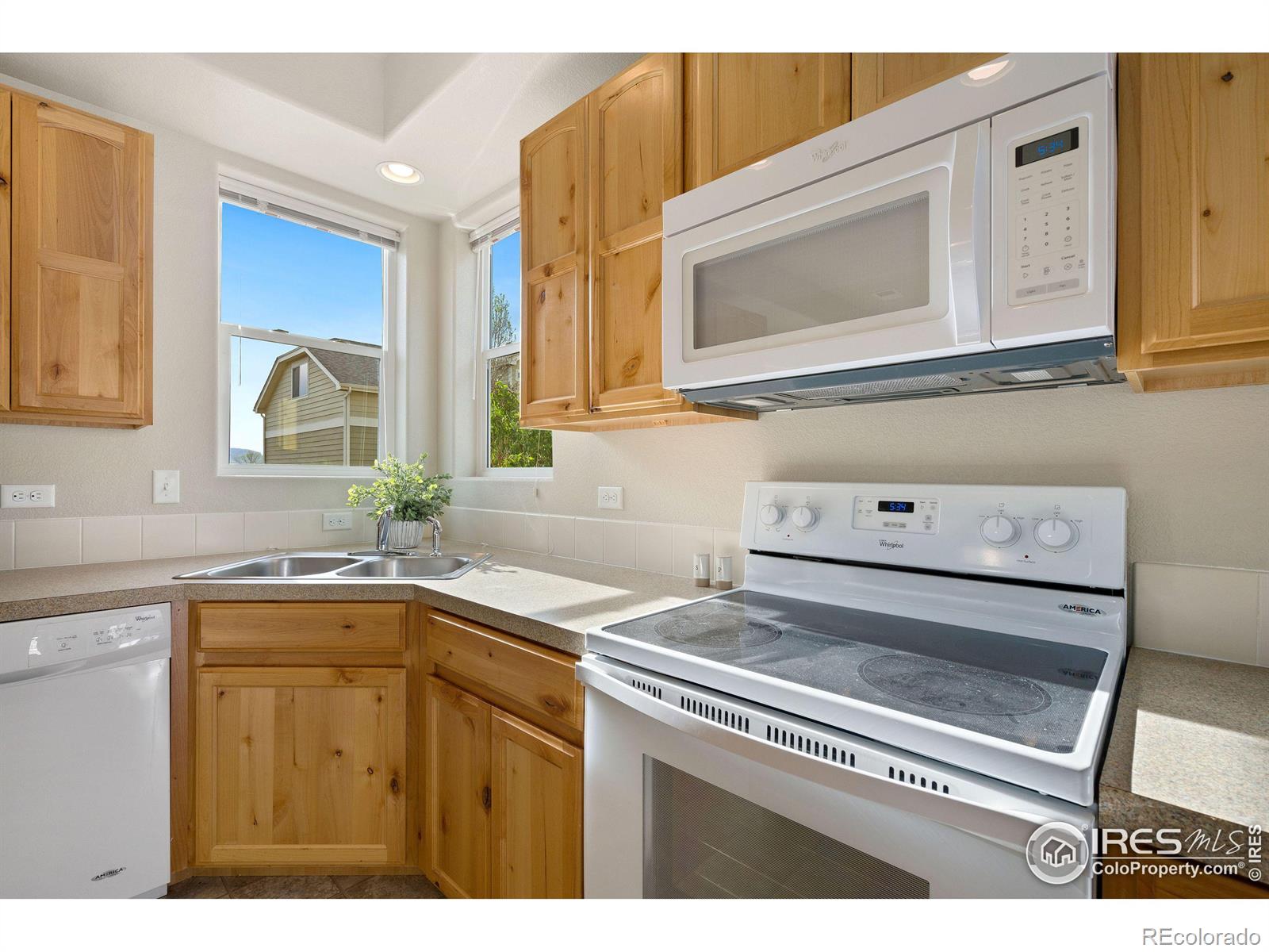 MLS Image #8 for 503  muskegon court,fort collins, Colorado