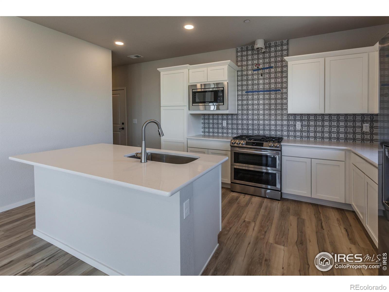 MLS Image #13 for 4890  denys drive,timnath, Colorado