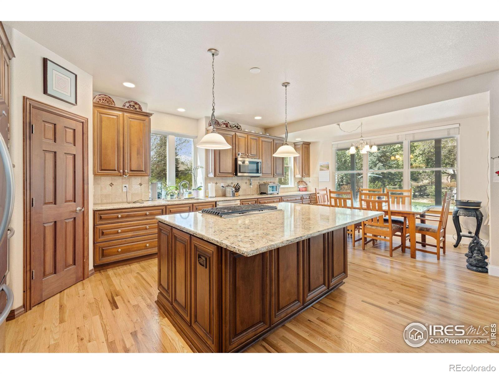 MLS Image #7 for 2225  parkview drive,longmont, Colorado