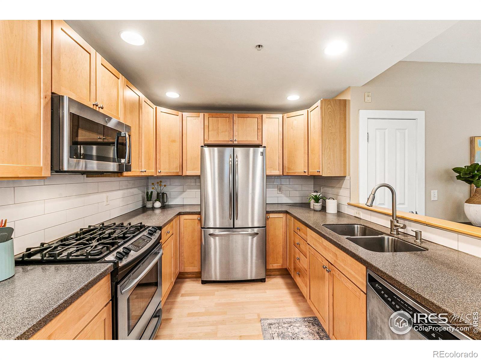 MLS Image #10 for 3210  iron forge place,boulder, Colorado