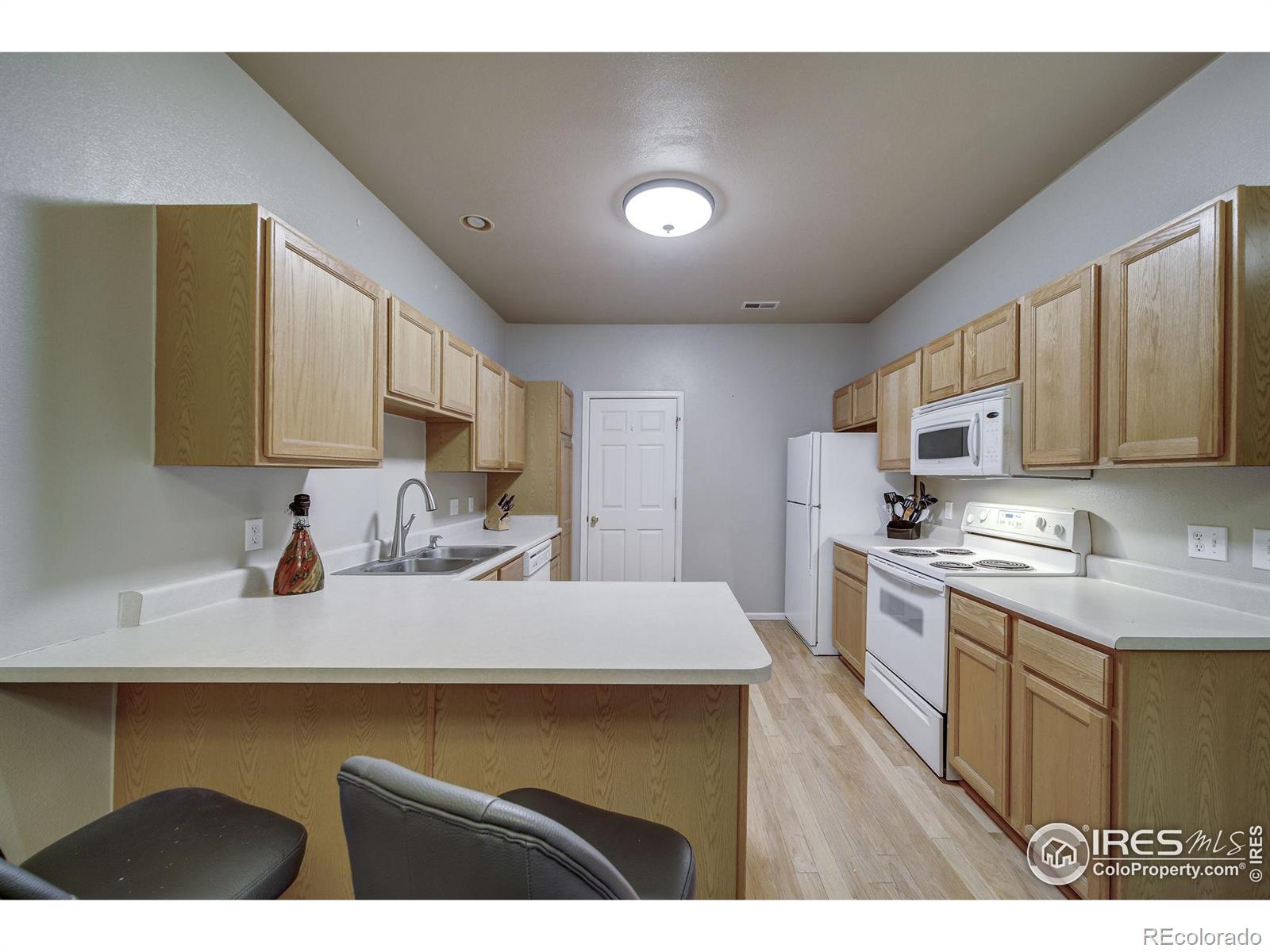 MLS Image #15 for 12935  lafayette street h,thornton, Colorado