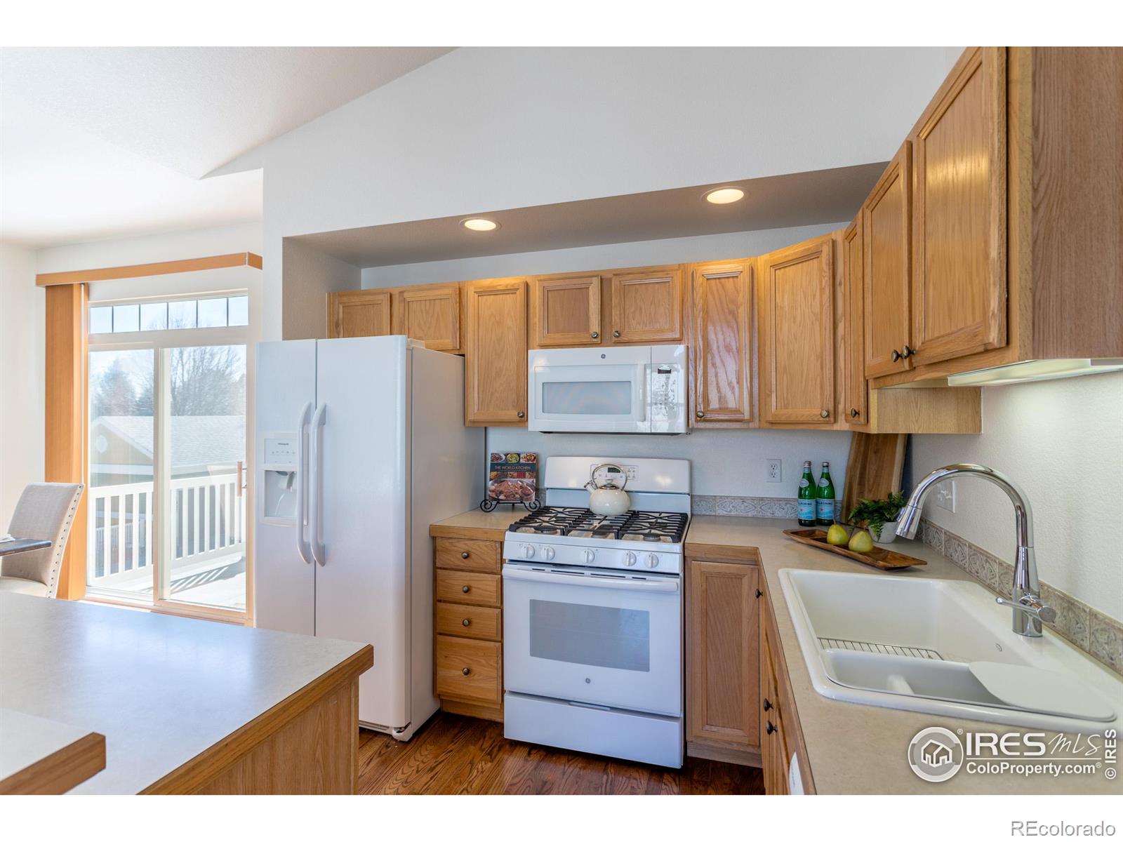 MLS Image #11 for 635  gooseberry drive,longmont, Colorado