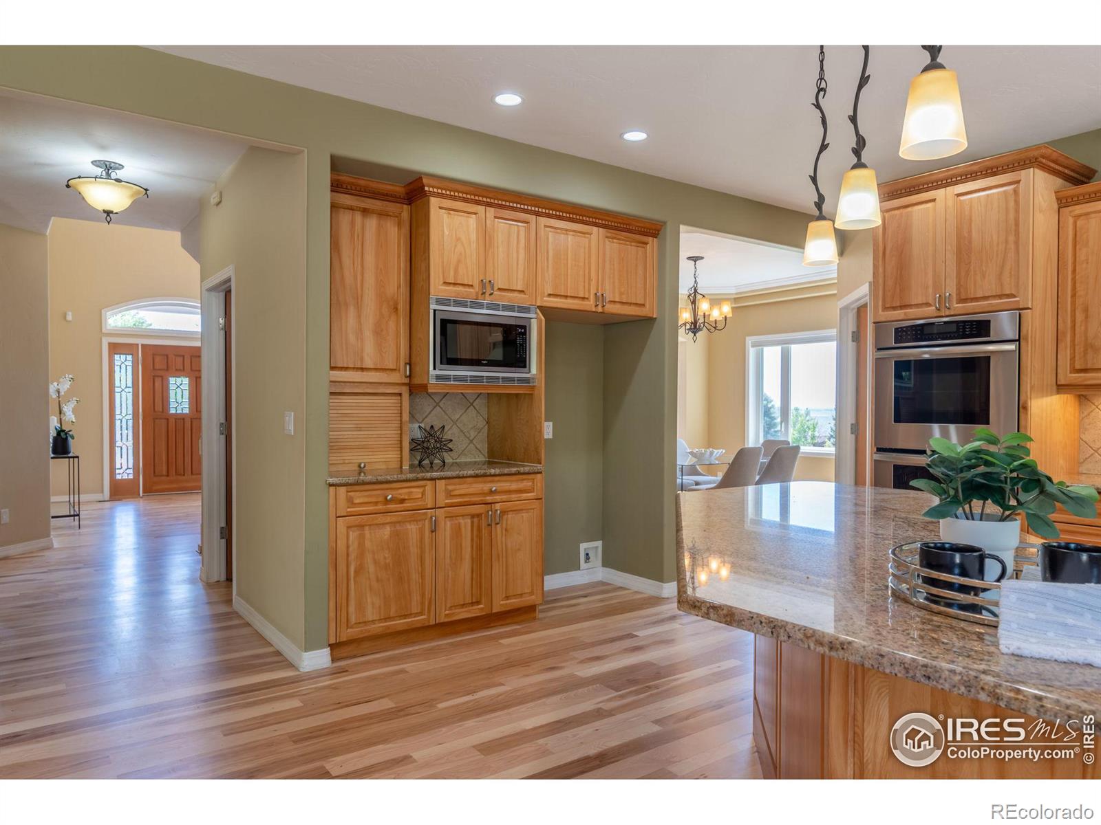 MLS Image #11 for 2073  eisenhower drive,louisville, Colorado