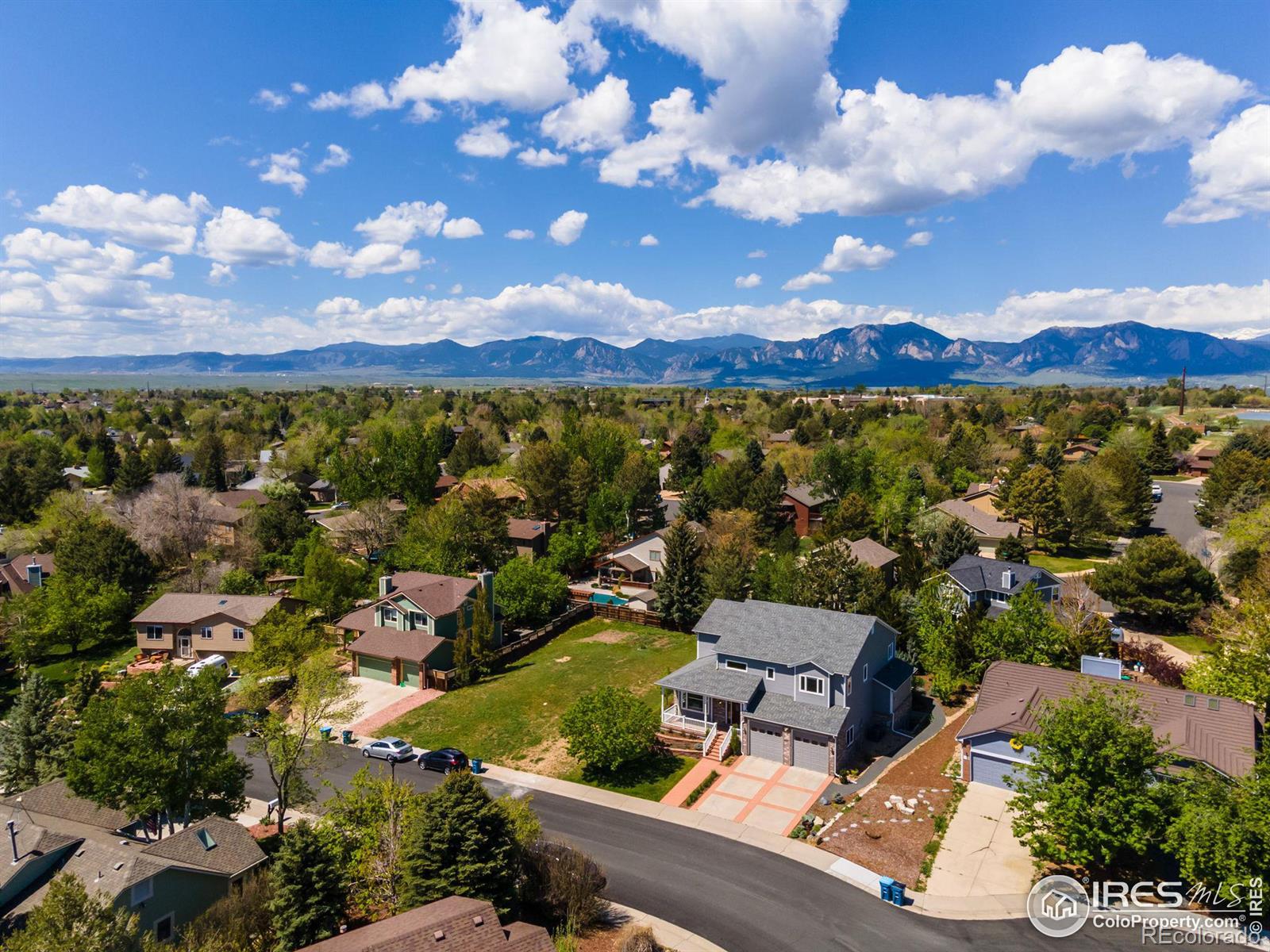 MLS Image #2 for 2073  eisenhower drive,louisville, Colorado