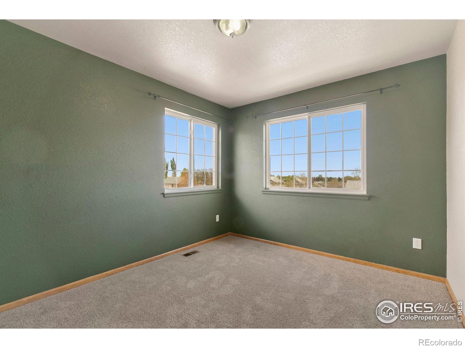 MLS Image #20 for 3232  williamsburg street,loveland, Colorado