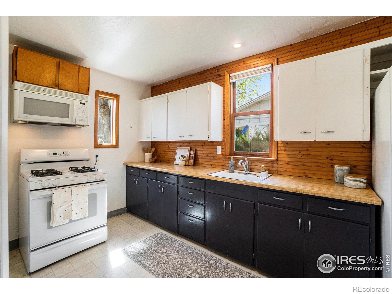 MLS Image #6 for 525 n sunset street,fort collins, Colorado