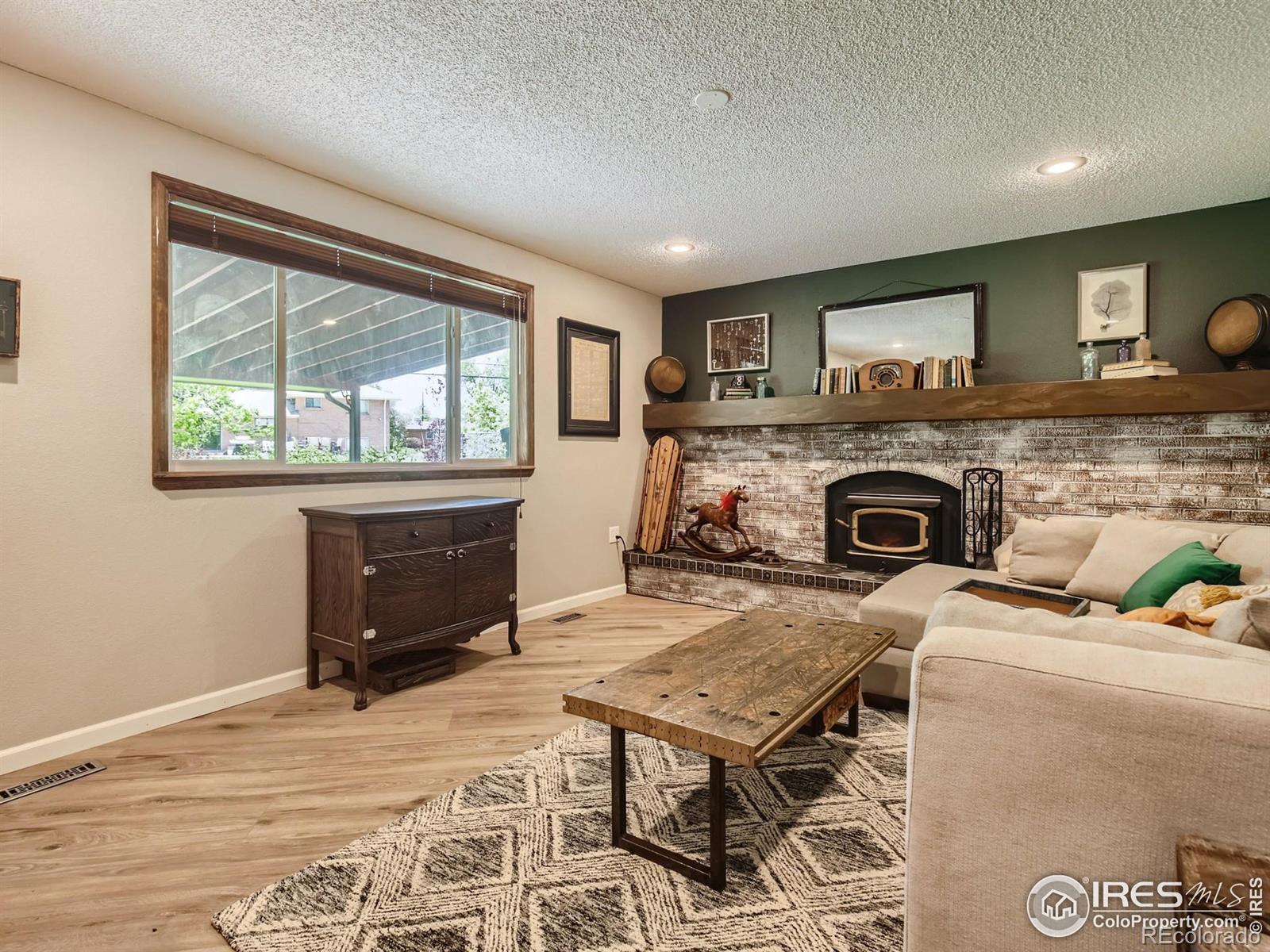 MLS Image #8 for 6861  saulsbury street,arvada, Colorado