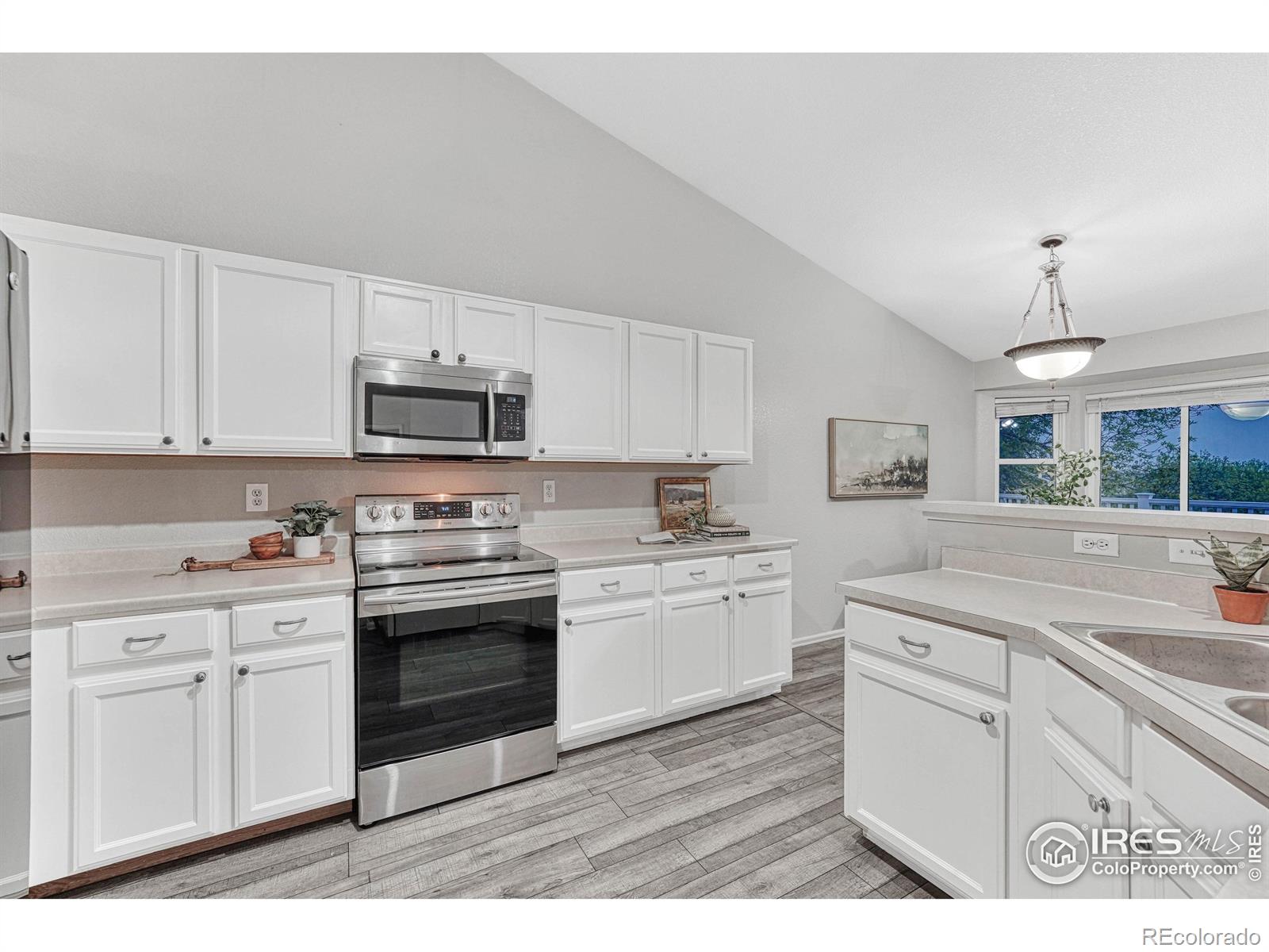 MLS Image #9 for 7032  avondale road,fort collins, Colorado