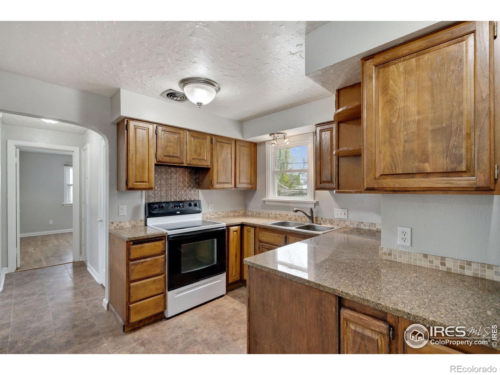 MLS Image #13 for 910  21st avenue,greeley, Colorado