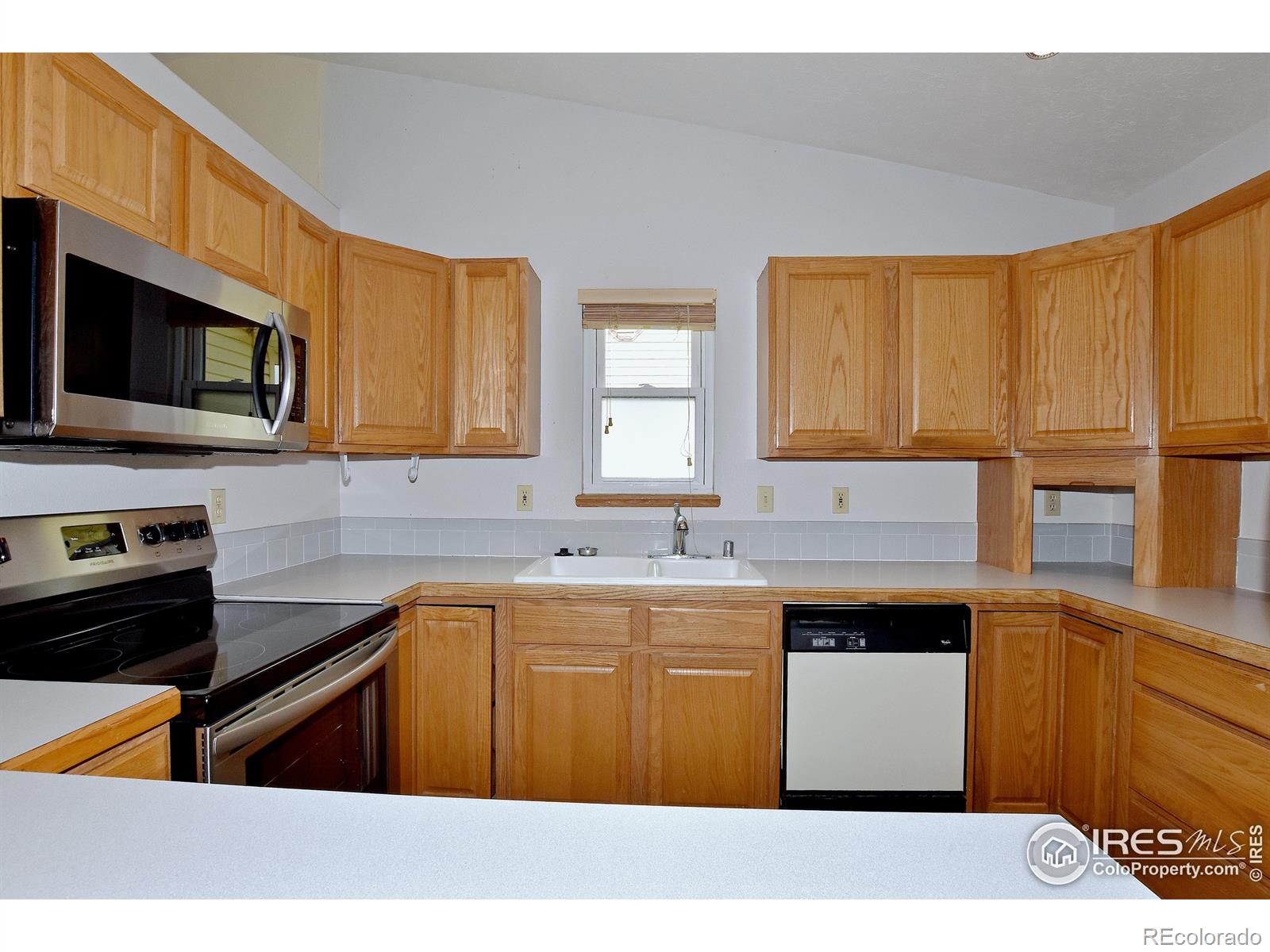 MLS Image #3 for 313 n 49th ave ct,greeley, Colorado