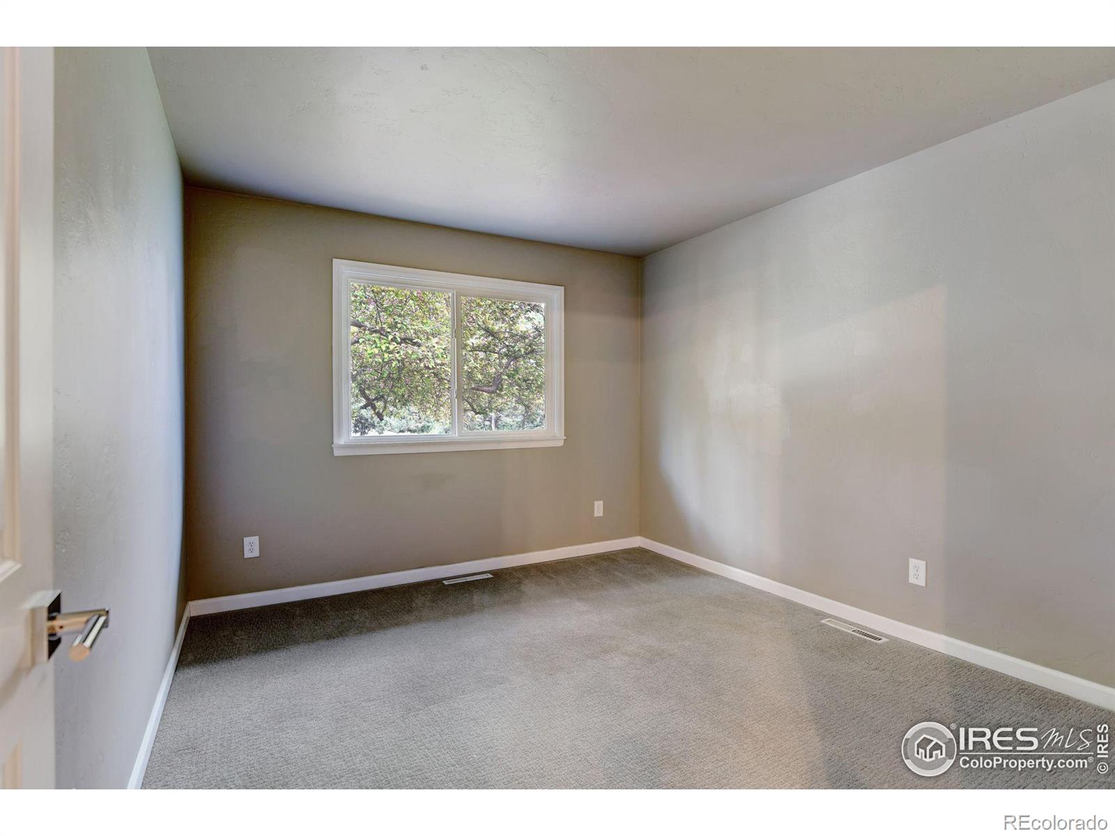 MLS Image #12 for 324  leeward court,fort collins, Colorado