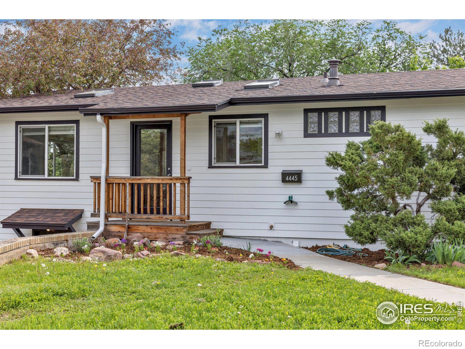 MLS Image #3 for 4445  squires circle,boulder, Colorado