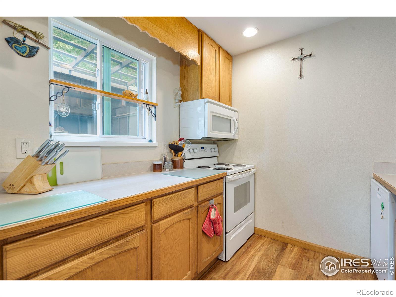 MLS Image #12 for 801 e drake road,fort collins, Colorado