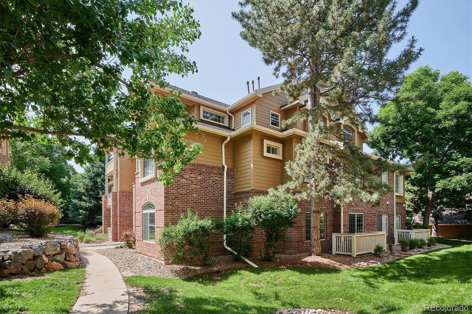 MLS Image #0 for 1652 w canal circle,littleton, Colorado