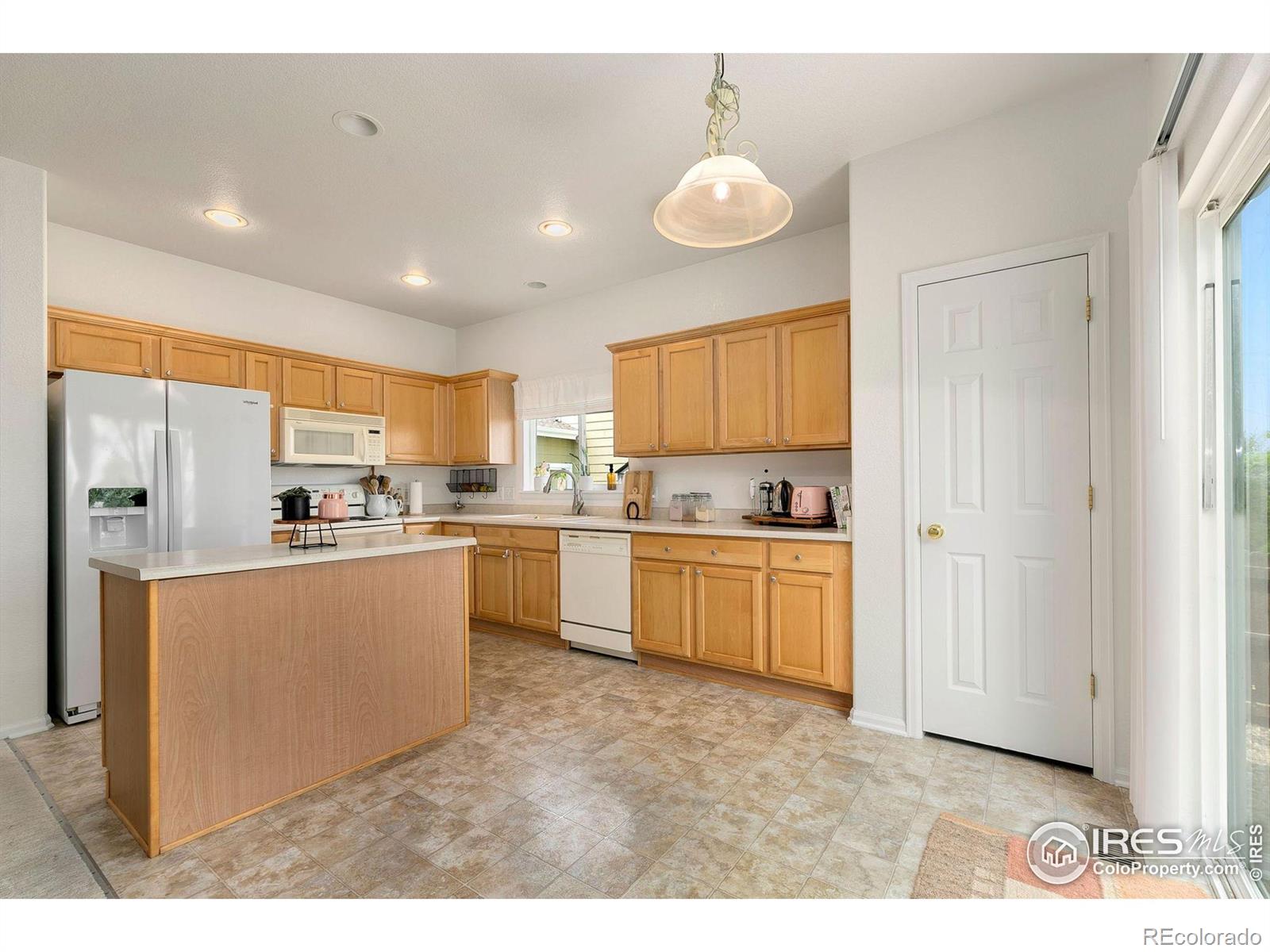 MLS Image #17 for 2814  outrigger way,fort collins, Colorado