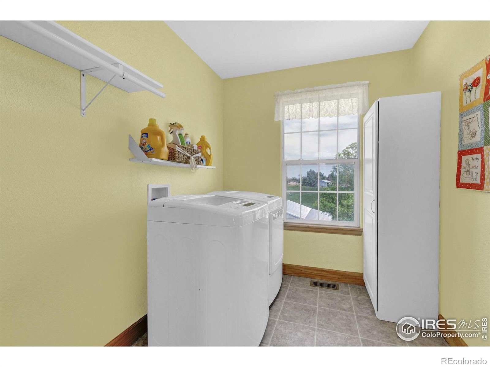 MLS Image #23 for 20244  cactus drive,johnstown, Colorado