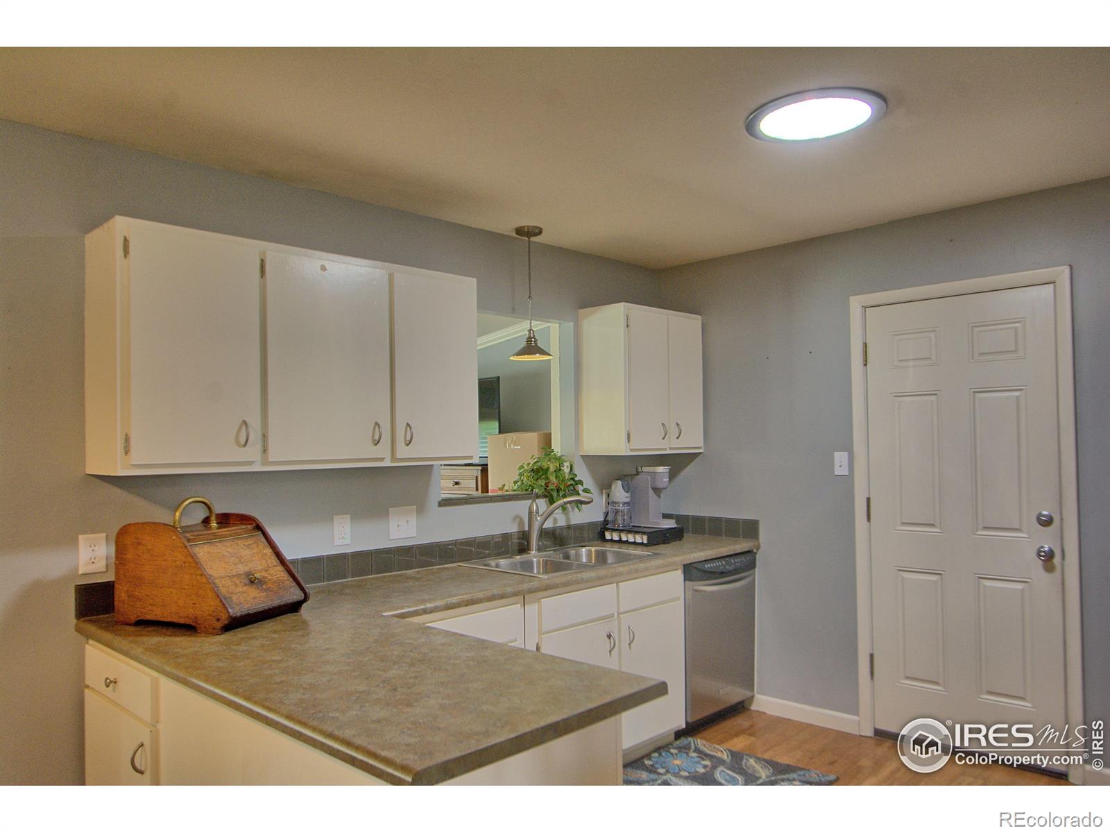 MLS Image #4 for 2401  poplar drive,fort collins, Colorado