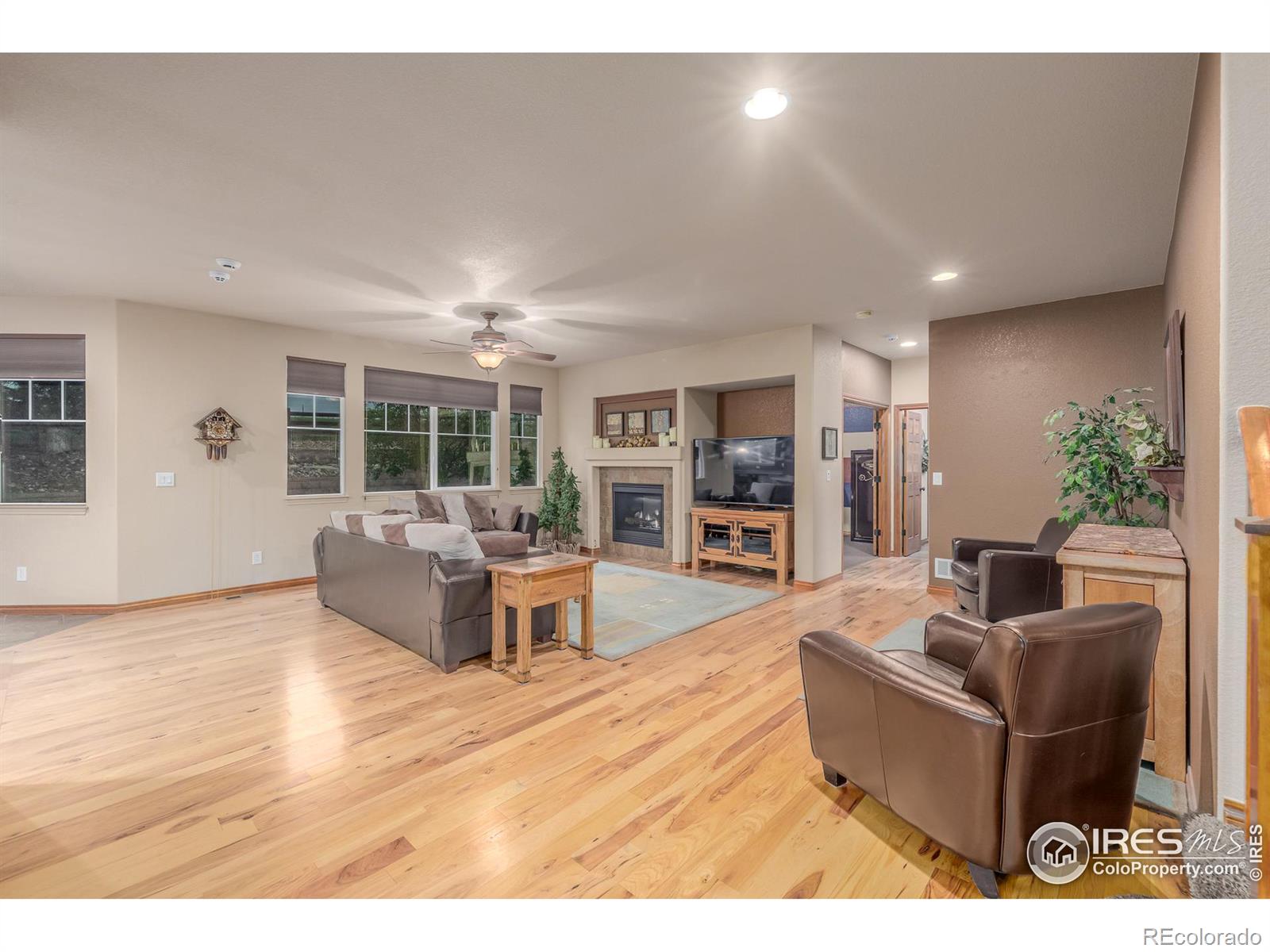 MLS Image #3 for 1399  serene drive,erie, Colorado