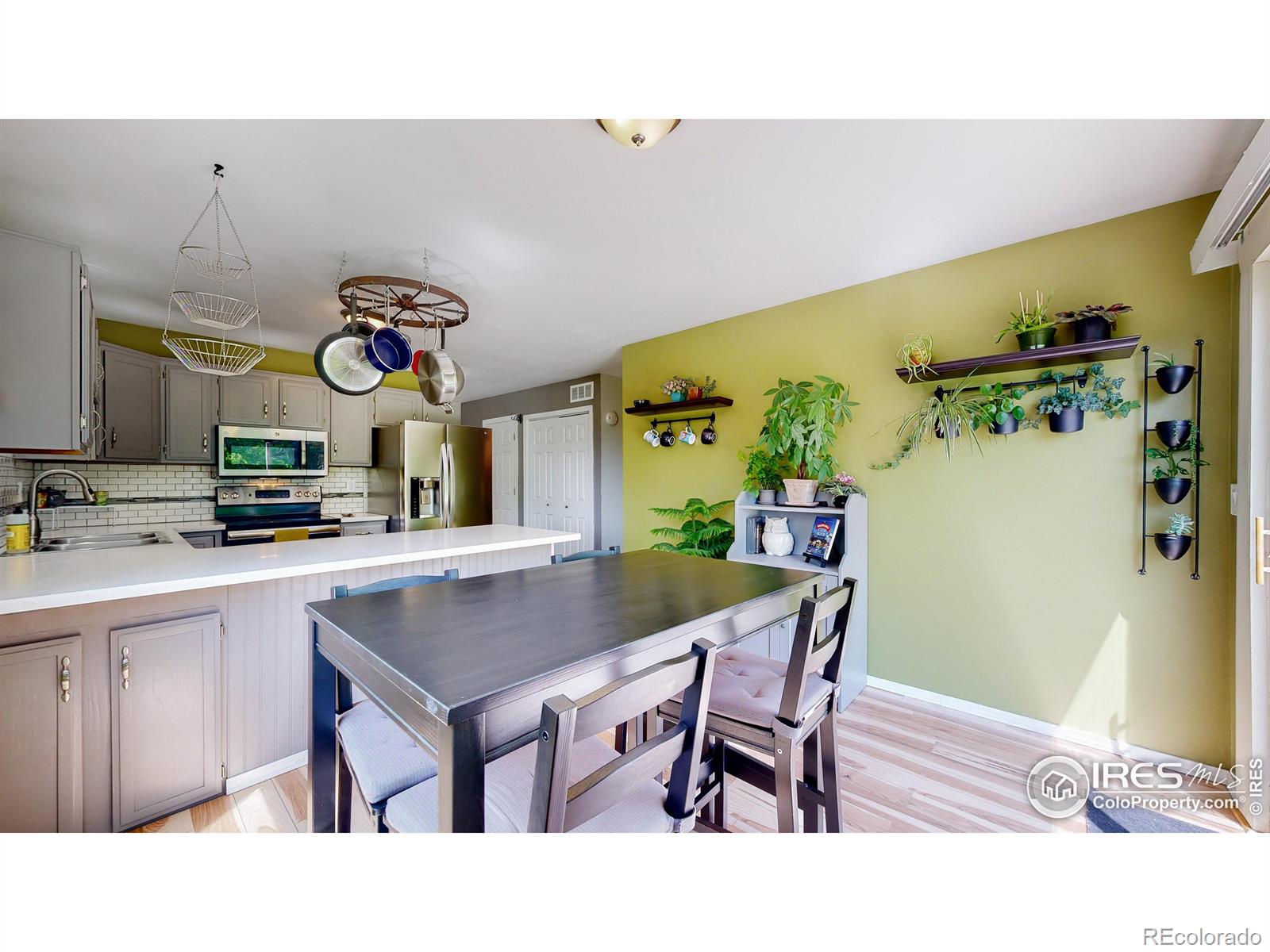 MLS Image #4 for 325  sundance circle,fort collins, Colorado