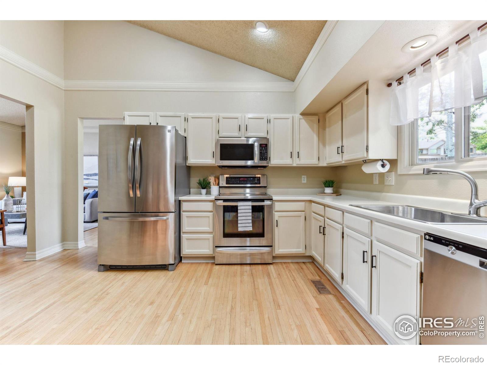 MLS Image #18 for 10494  hobbit lane,westminster, Colorado