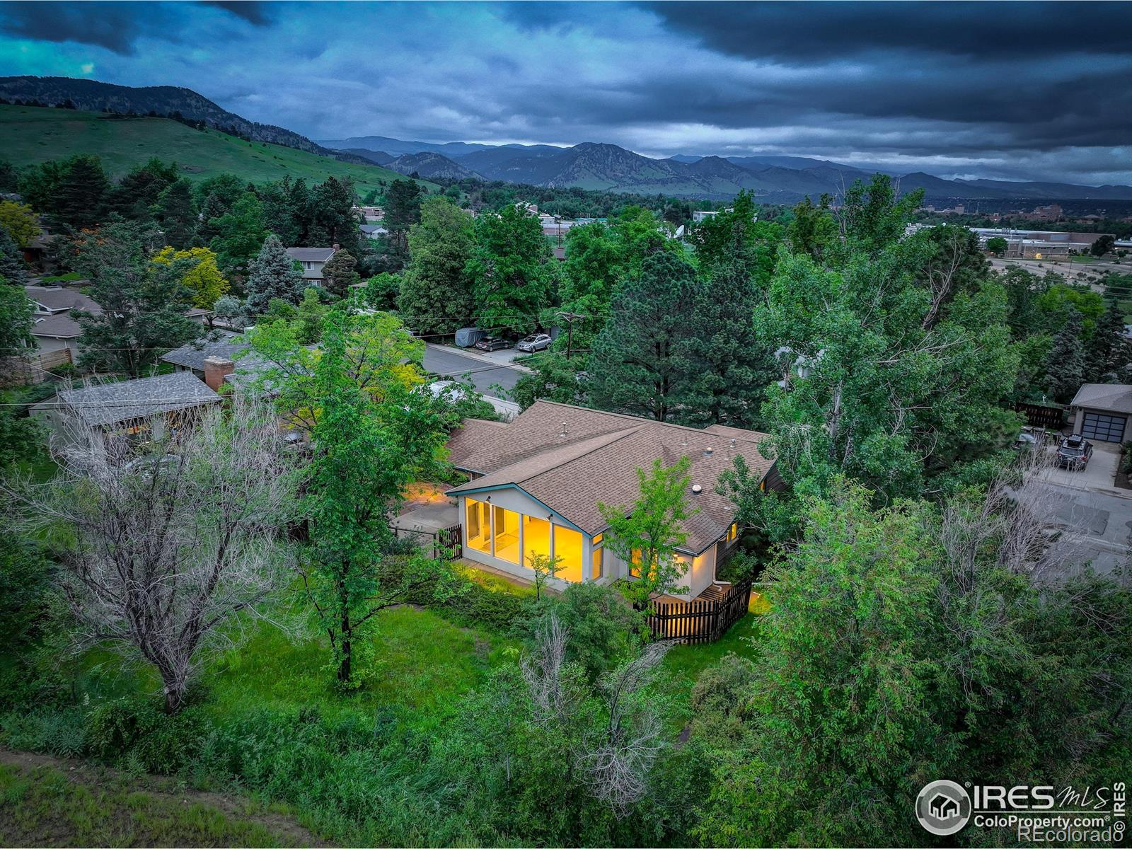 CMA Image for 2490  Kenwood Drive,Boulder, Colorado