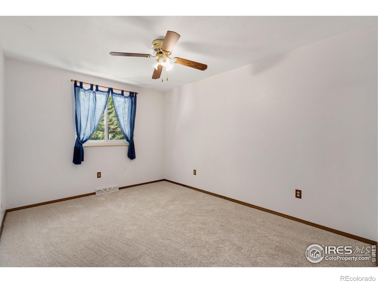 MLS Image #12 for 2445  kittredge drive,loveland, Colorado