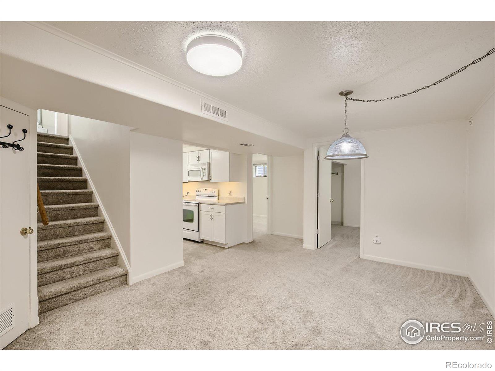 MLS Image #13 for 17 s busch lane,longmont, Colorado