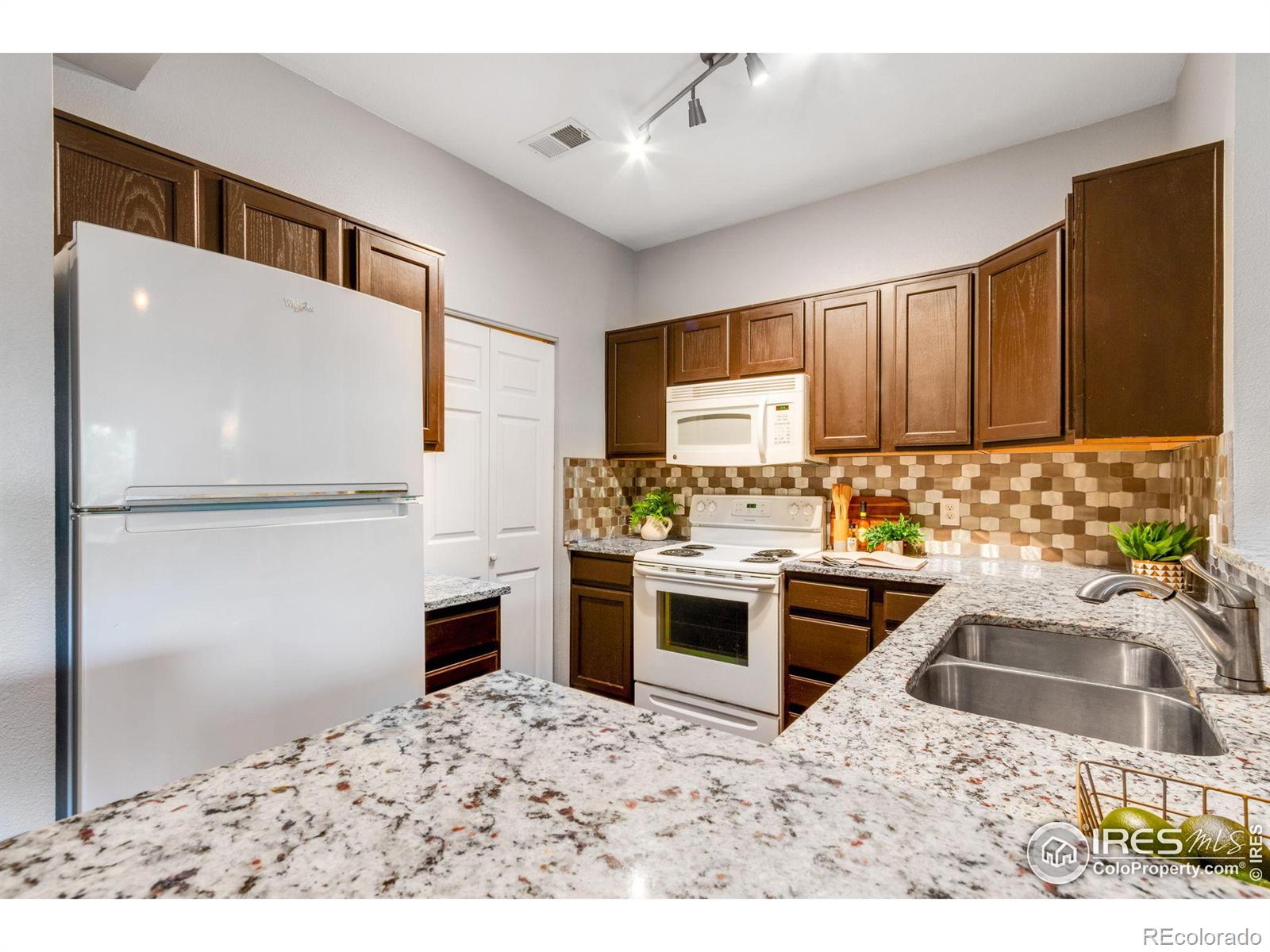 MLS Image #9 for 4545  wheaton drive,fort collins, Colorado