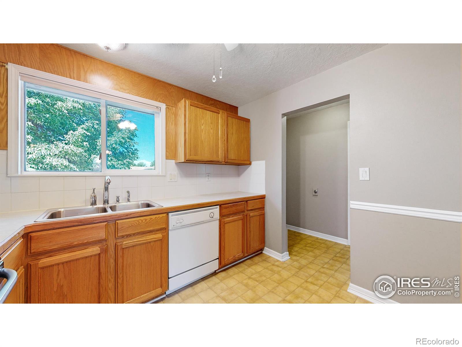 MLS Image #6 for 412  39th avenue,greeley, Colorado