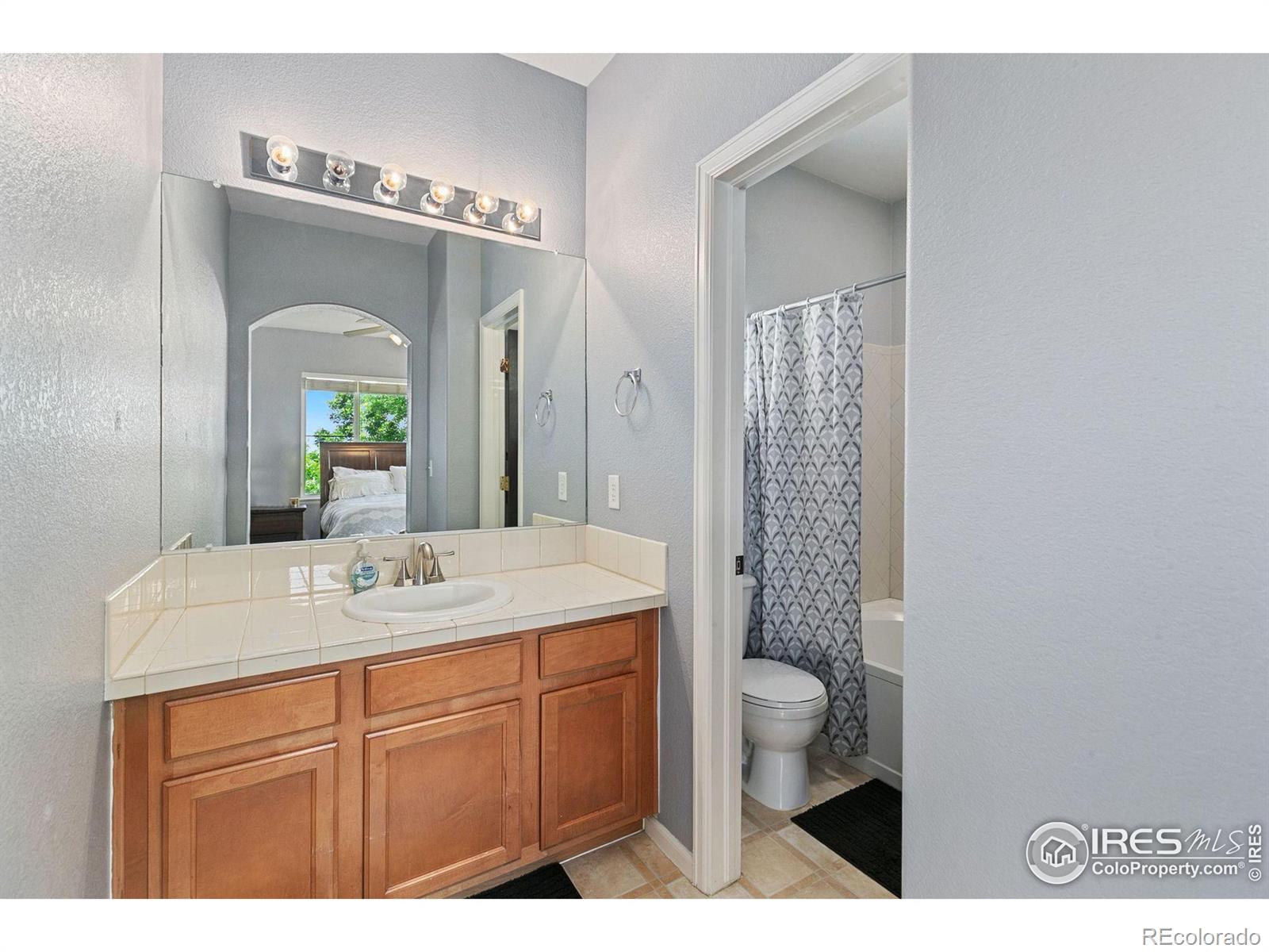 MLS Image #17 for 12912  grant circle,thornton, Colorado