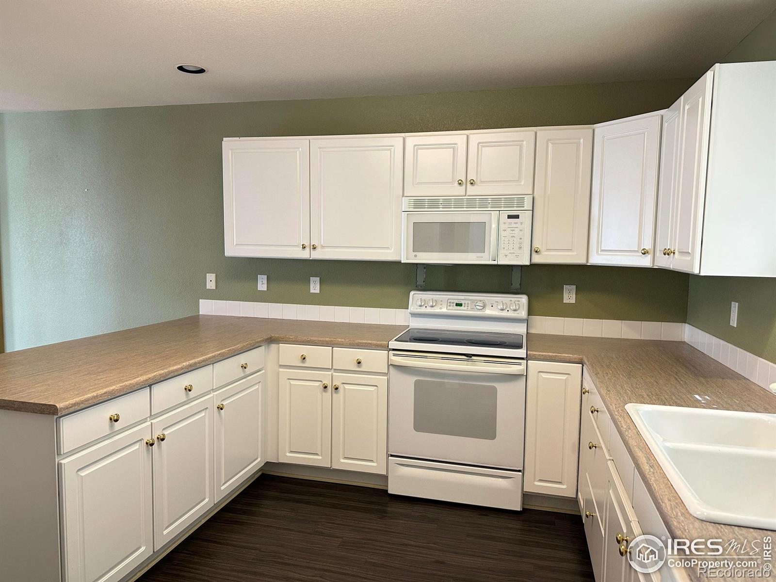 MLS Image #1 for 420 n parkside drive,longmont, Colorado