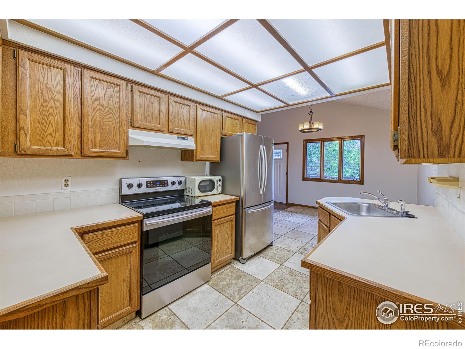 MLS Image #5 for 1230  hunter court,longmont, Colorado