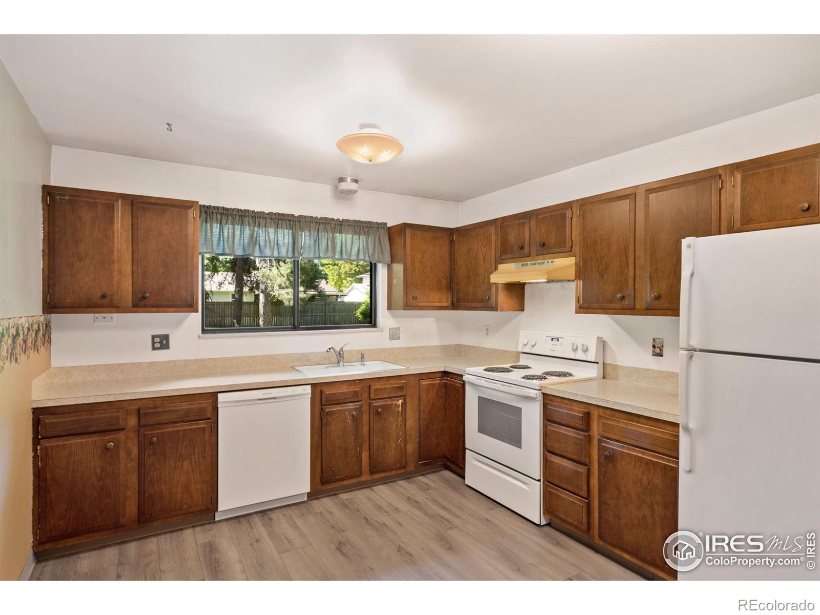 MLS Image #5 for 1001  strachan drive,fort collins, Colorado