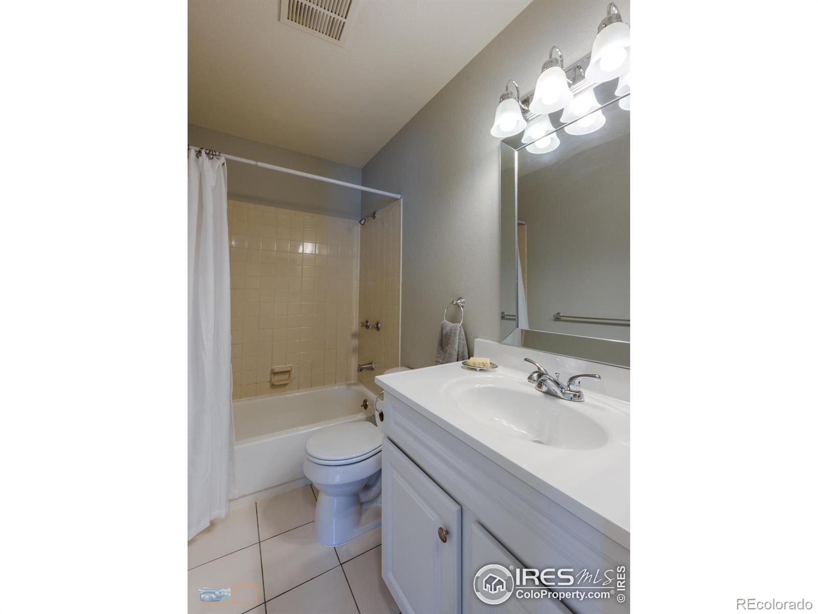 MLS Image #13 for 225 e 8th avenue,longmont, Colorado