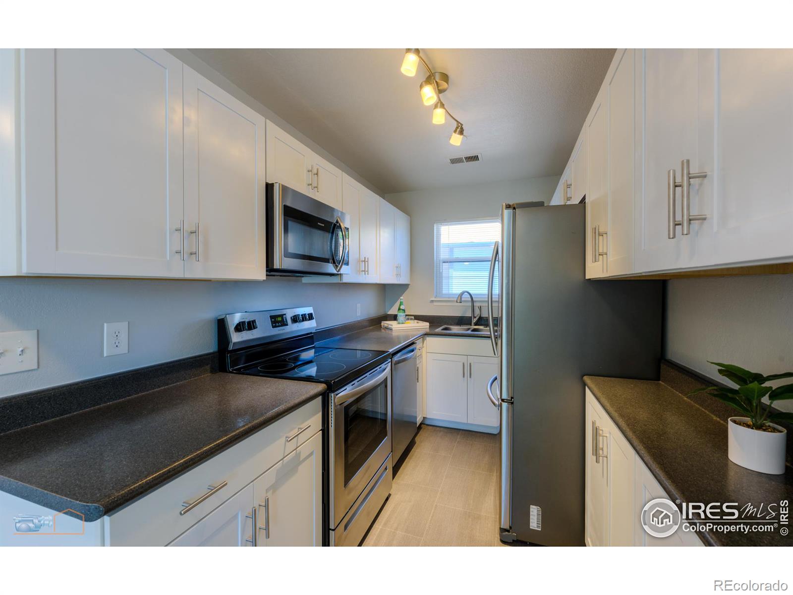 MLS Image #9 for 225 e 8th avenue,longmont, Colorado