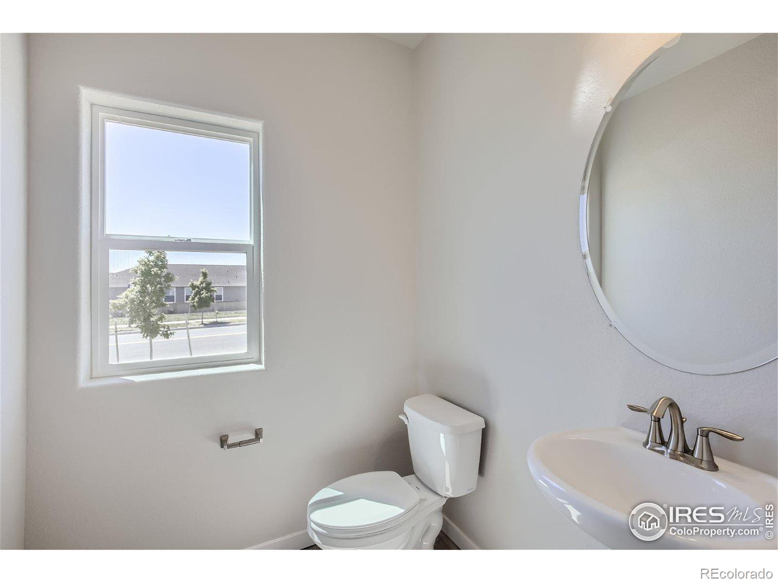 MLS Image #10 for 835  emerald lakes street,severance, Colorado