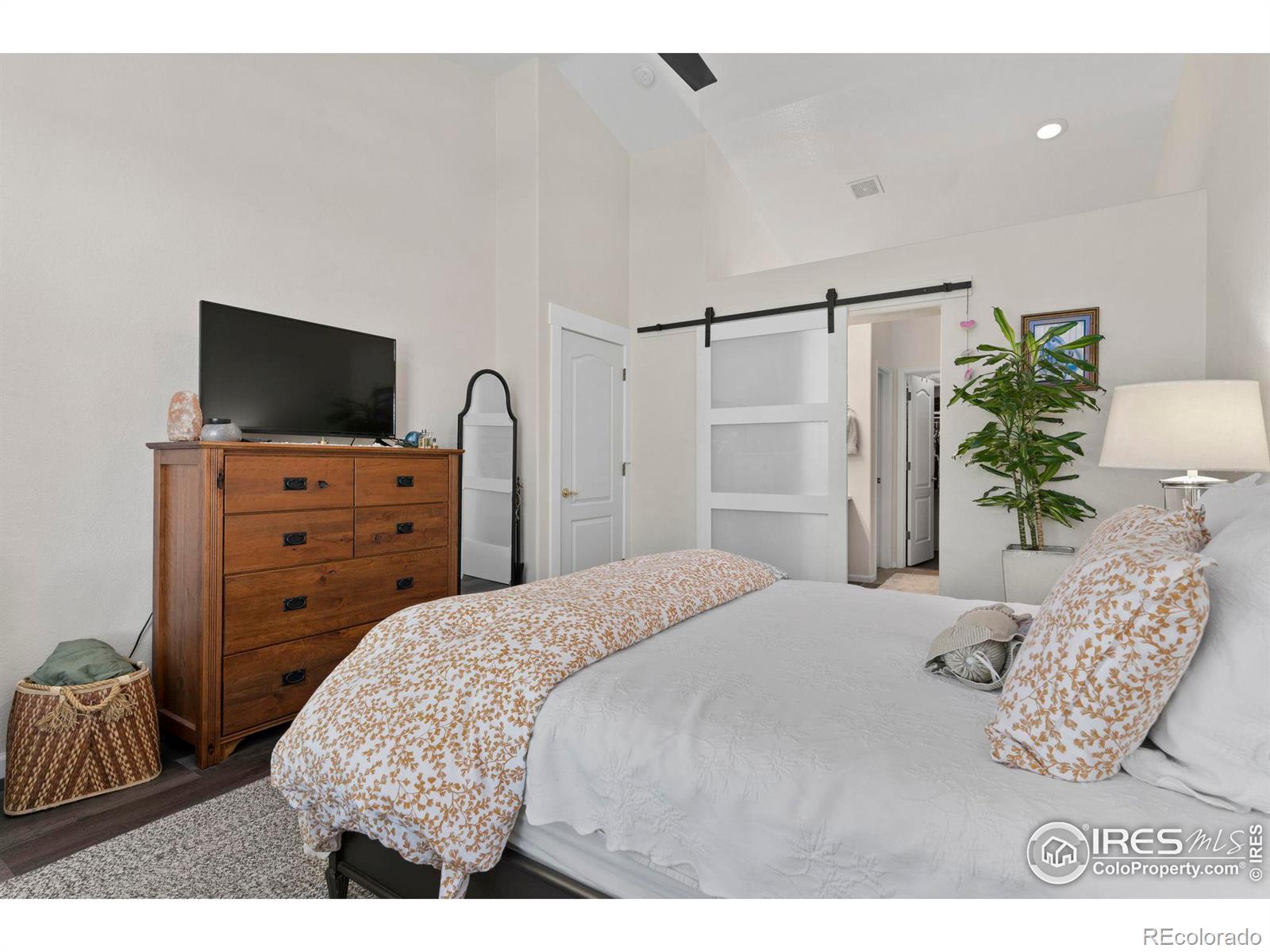 MLS Image #11 for 9675  brentwood way,westminster, Colorado