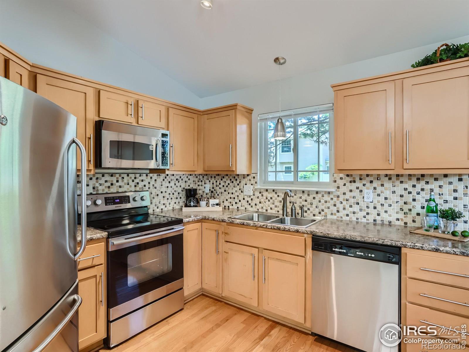 MLS Image #10 for 2325 n shore drive,longmont, Colorado