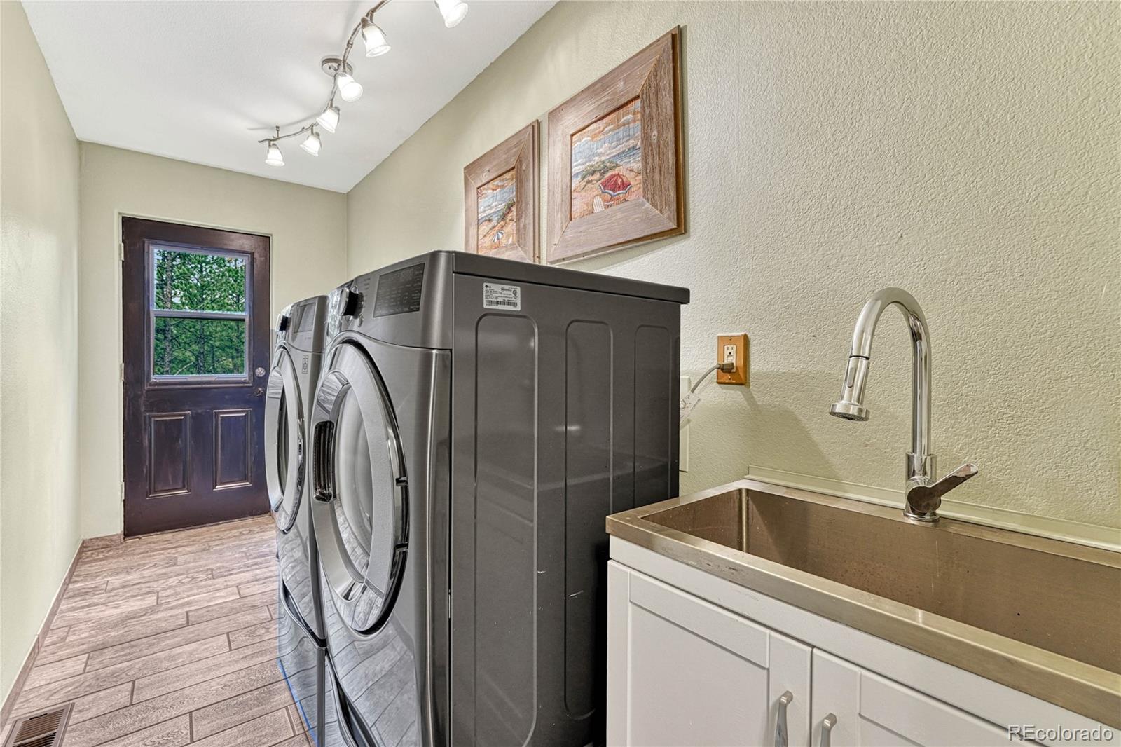 MLS Image #12 for 133  lake drive,florissant, Colorado