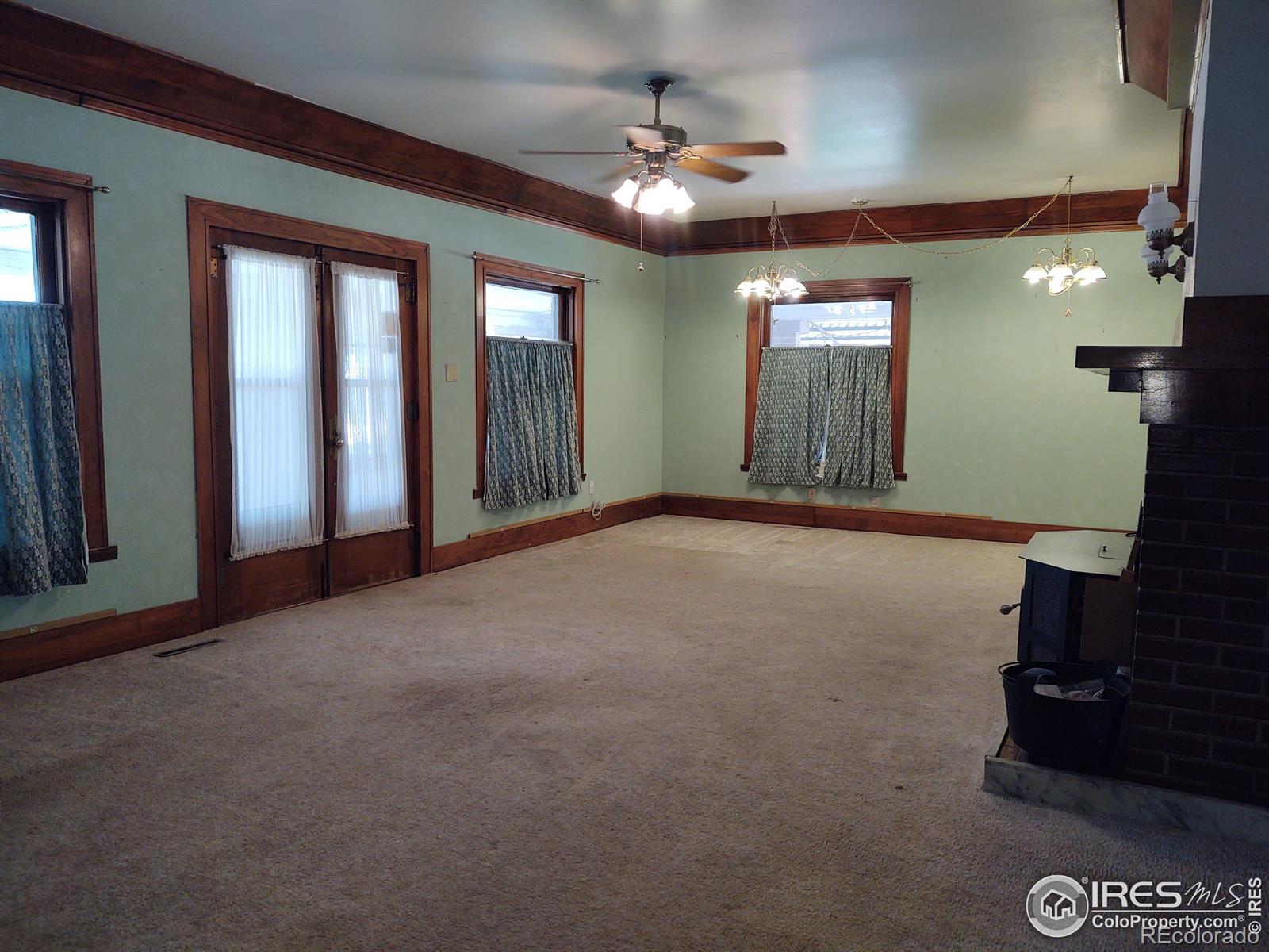 MLS Image #3 for 317  12th street,burlington, Colorado
