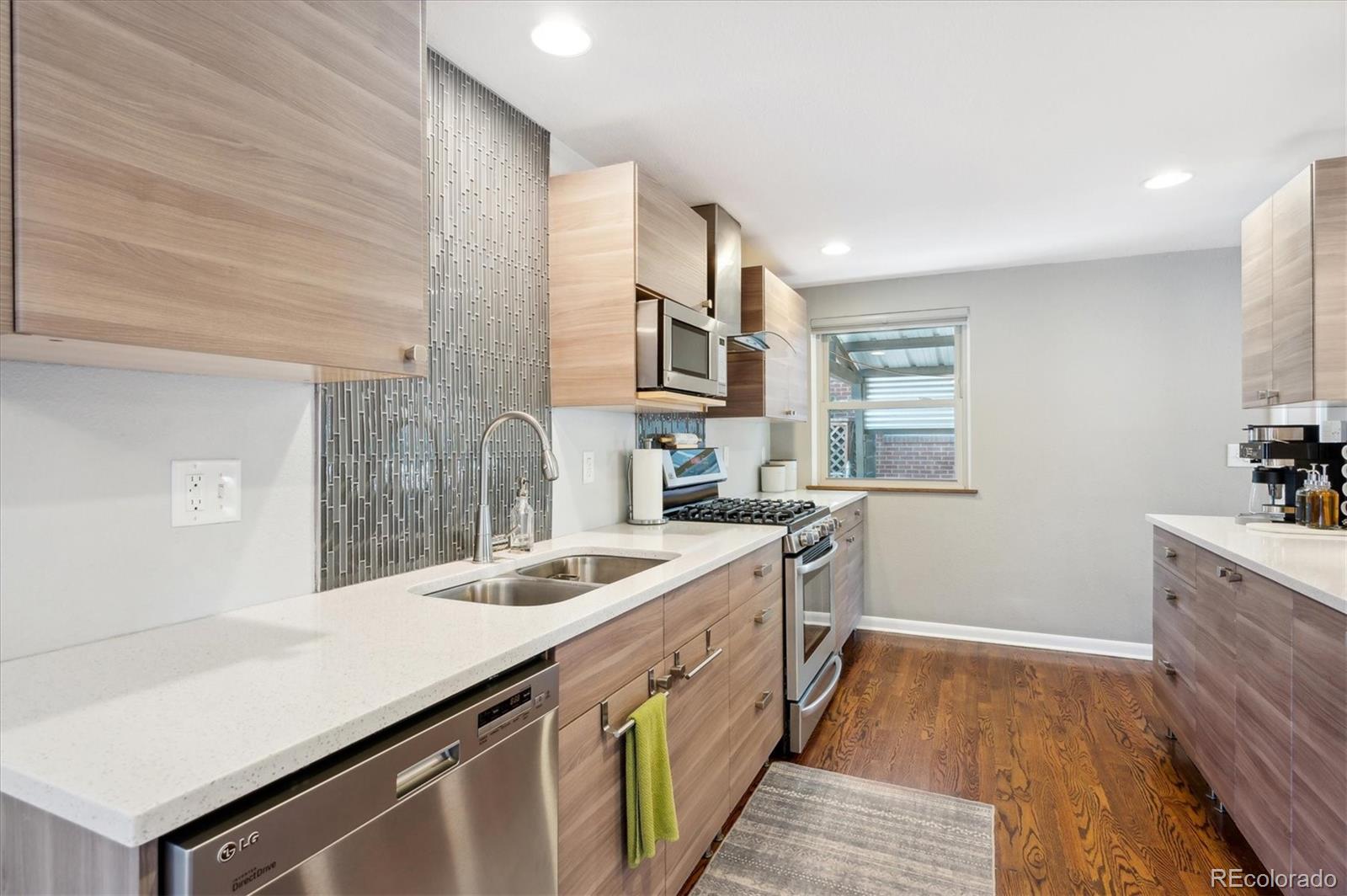 MLS Image #10 for 1460 s cherry street,denver, Colorado