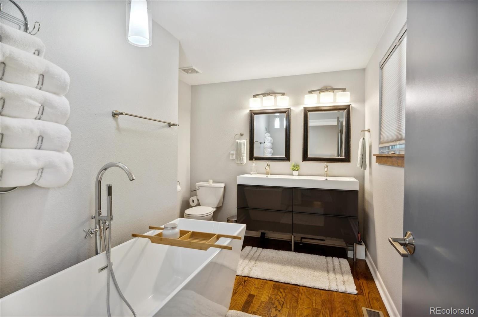 MLS Image #16 for 1460 s cherry street,denver, Colorado