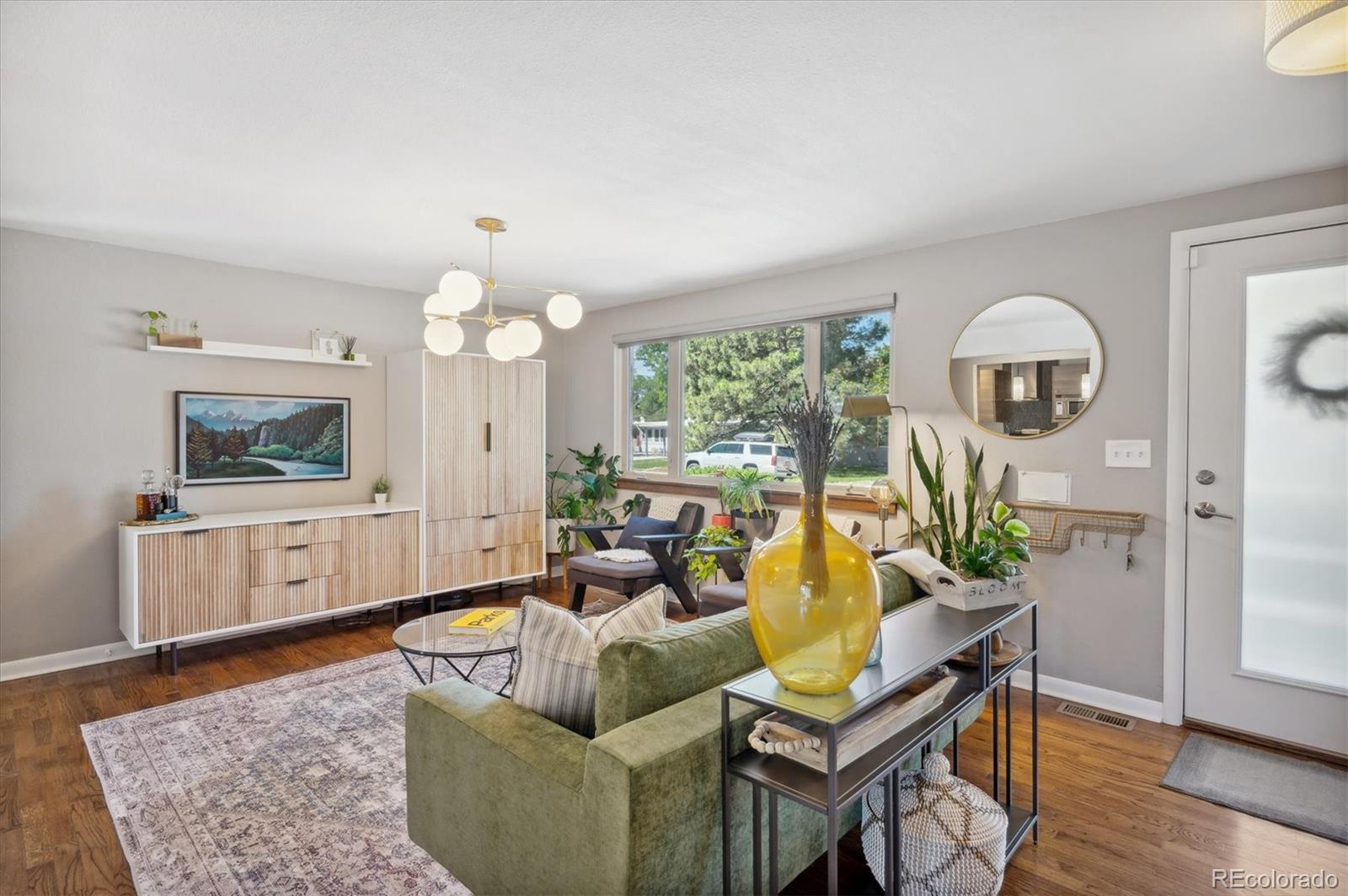 MLS Image #8 for 1460 s cherry street,denver, Colorado