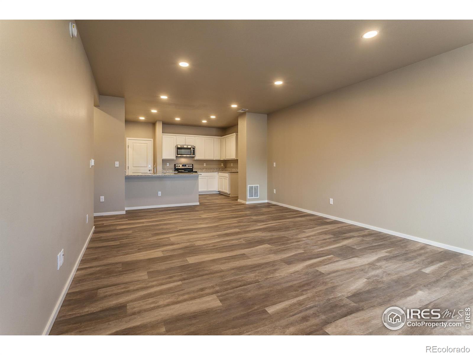 MLS Image #11 for 6931  4th st rd,greeley, Colorado