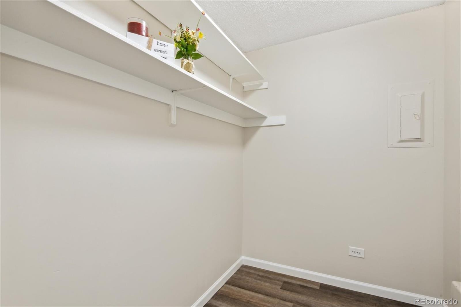 MLS Image #18 for 645 s alton way,denver, Colorado