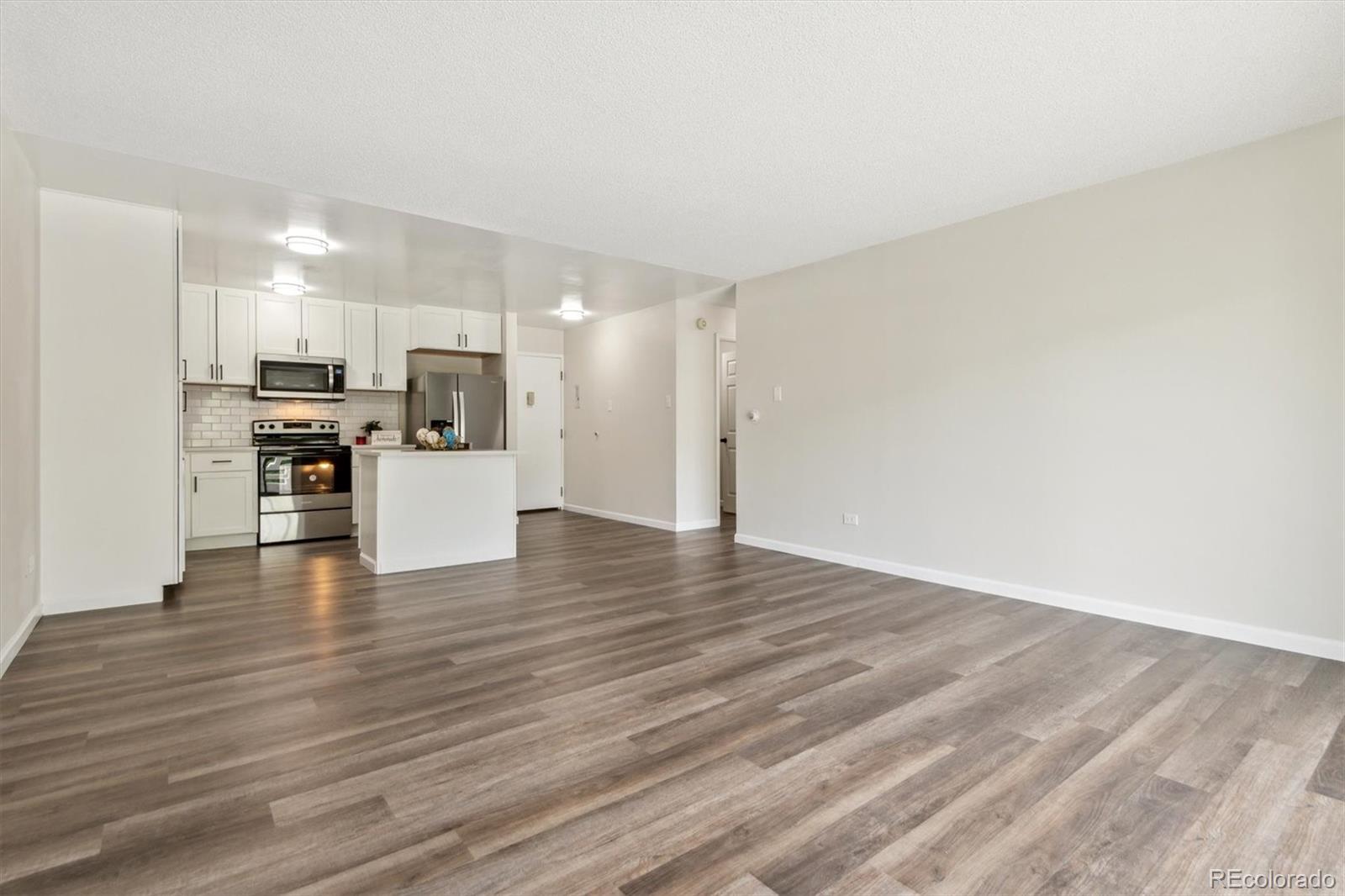 MLS Image #4 for 645 s alton way 4c,denver, Colorado