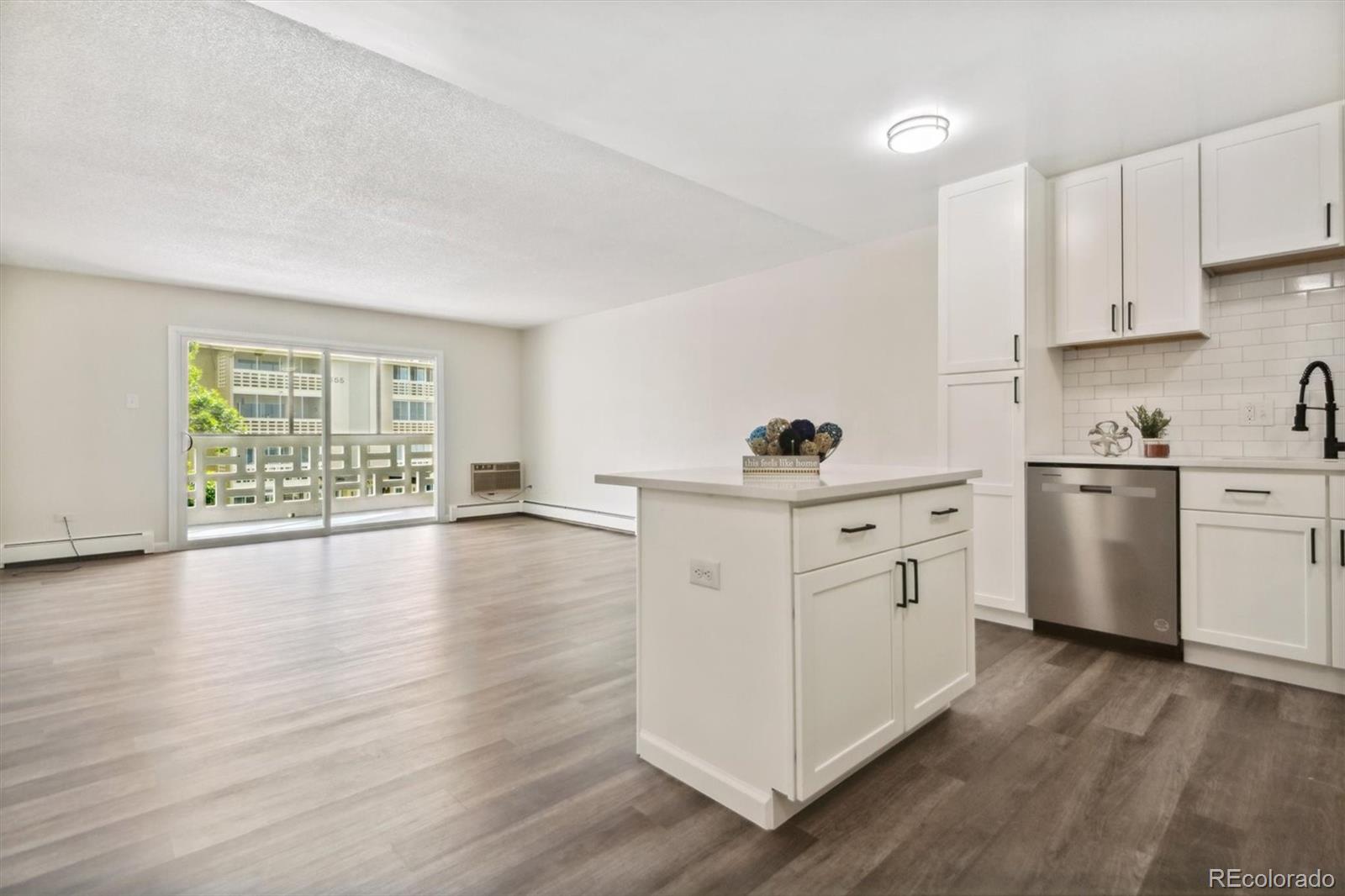 MLS Image #5 for 645 s alton way 4c,denver, Colorado