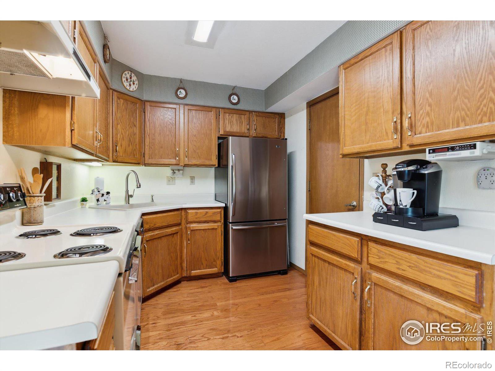 MLS Image #10 for 9157 w cedar drive,lakewood, Colorado