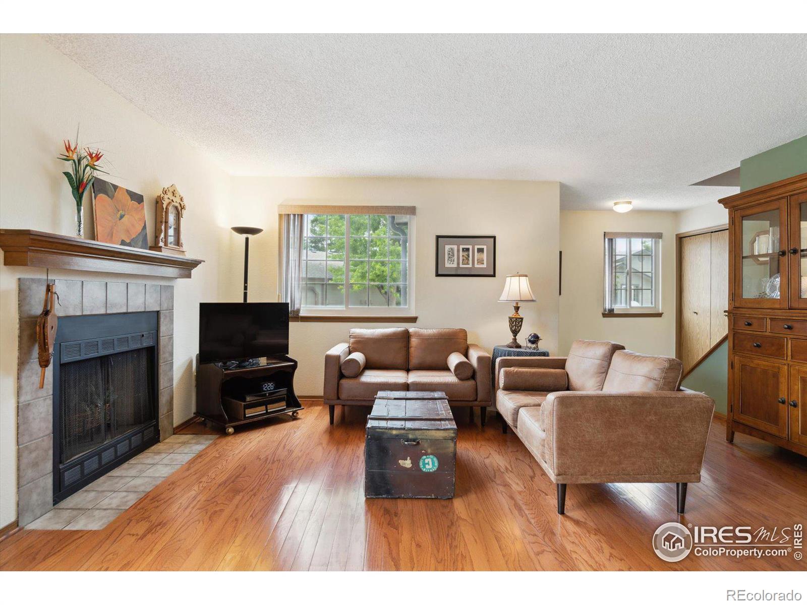 MLS Image #4 for 9157 w cedar drive,lakewood, Colorado
