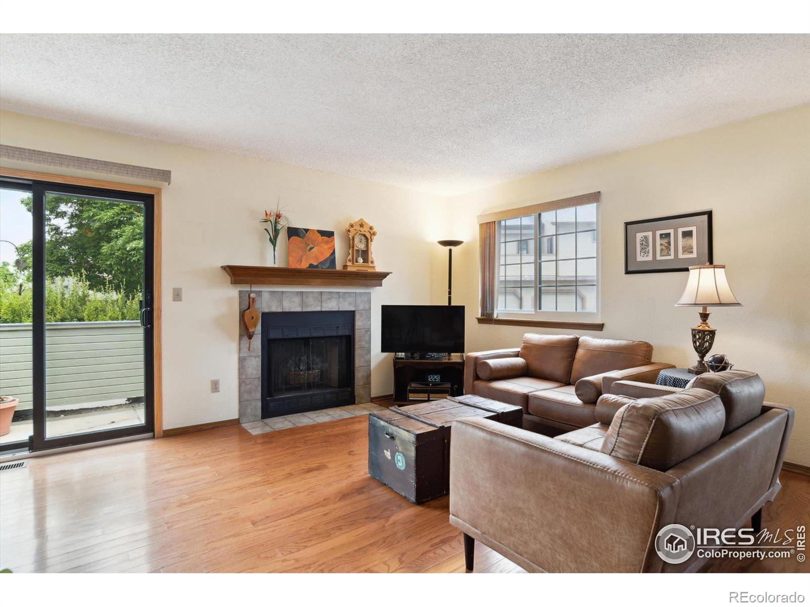 MLS Image #5 for 9157 w cedar drive,lakewood, Colorado